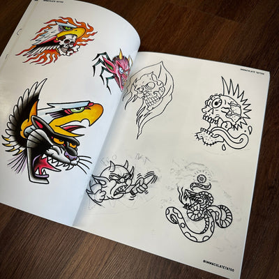 Aaron Coleman-book Books Aaron Coleman- Flash and lines